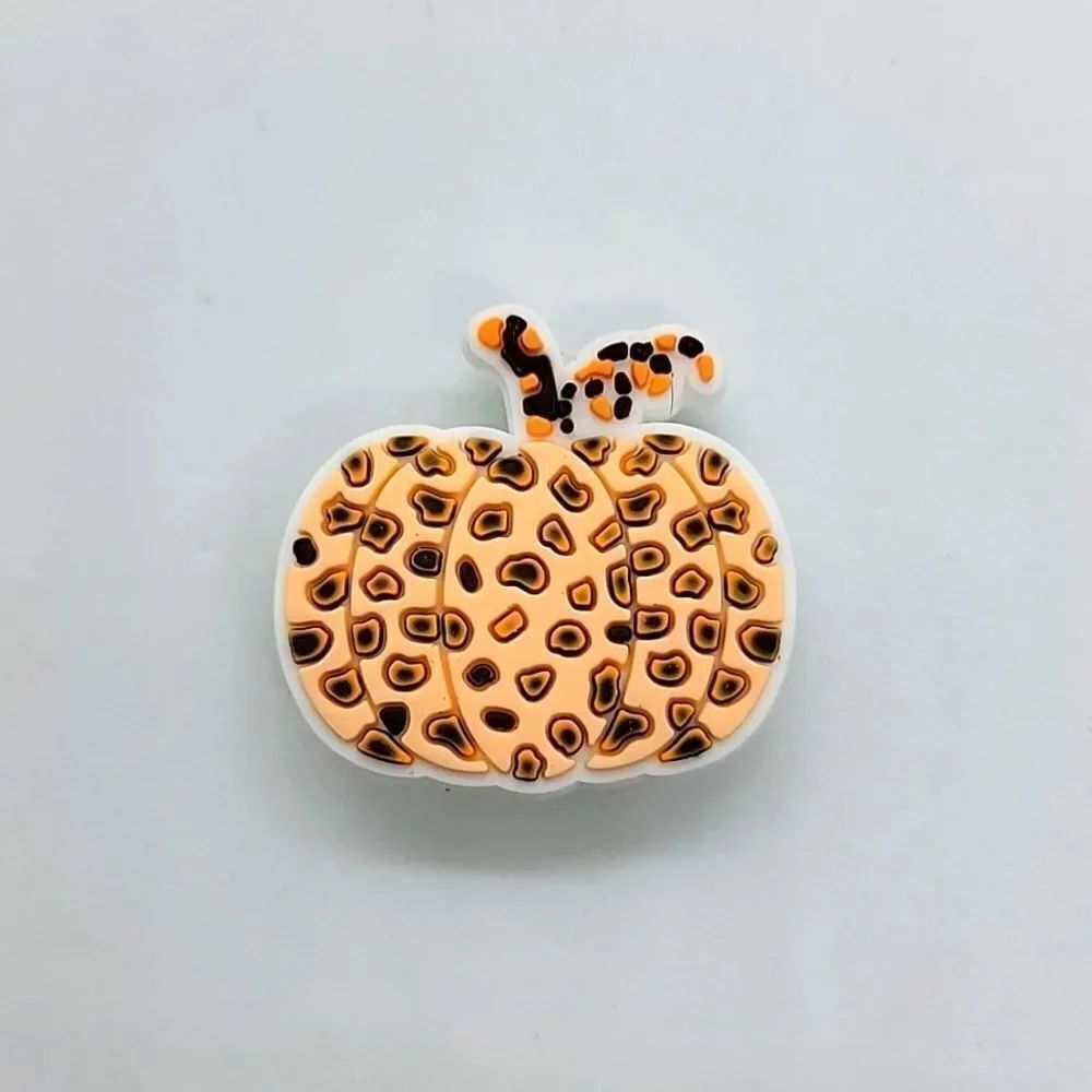 🎈5/$10🎈 PATCHES..CROC CHARMS.. pumpkin..